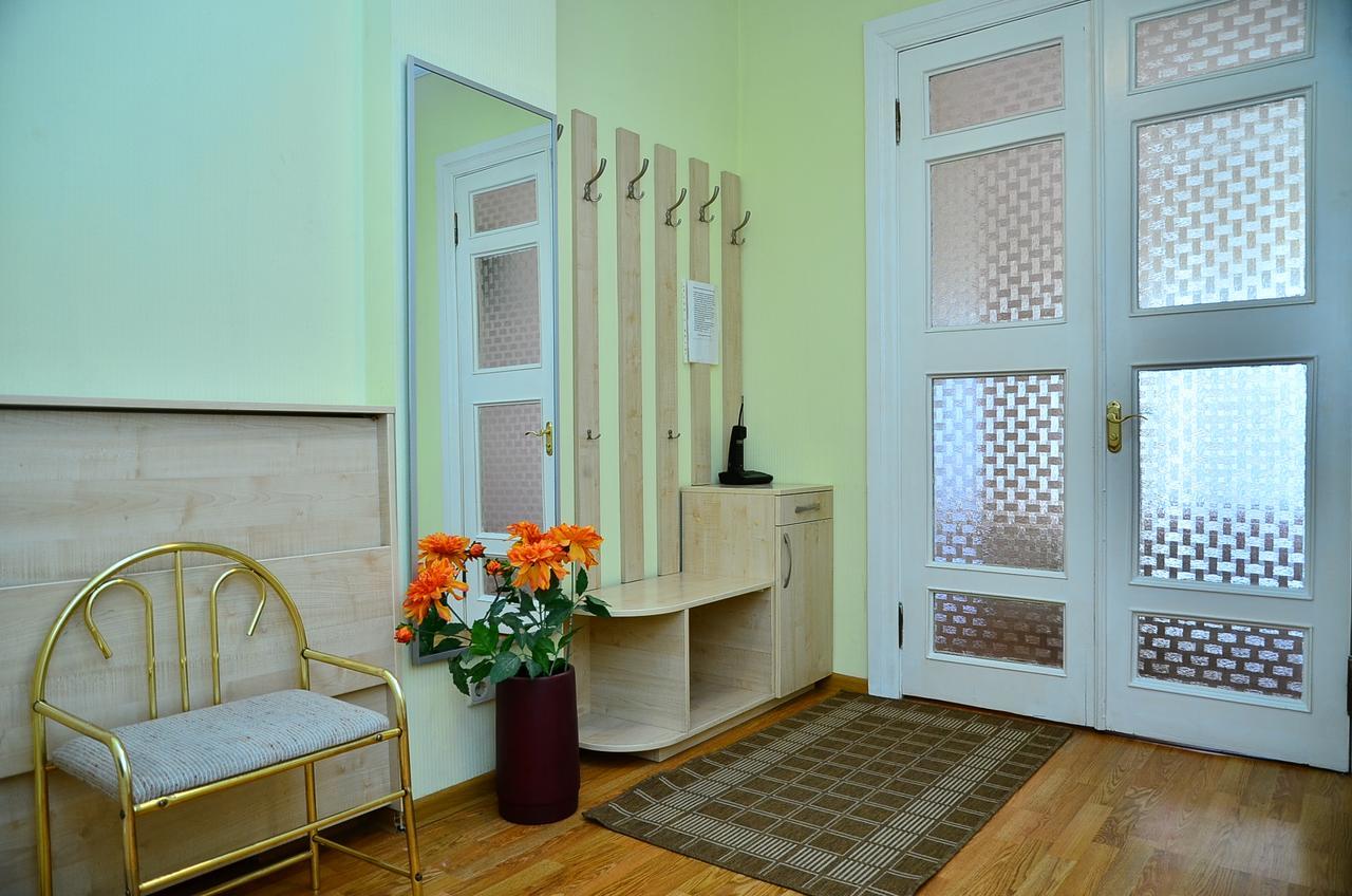Bolshaya Vasilkovskaya 12 Apartamento Kiev Exterior foto