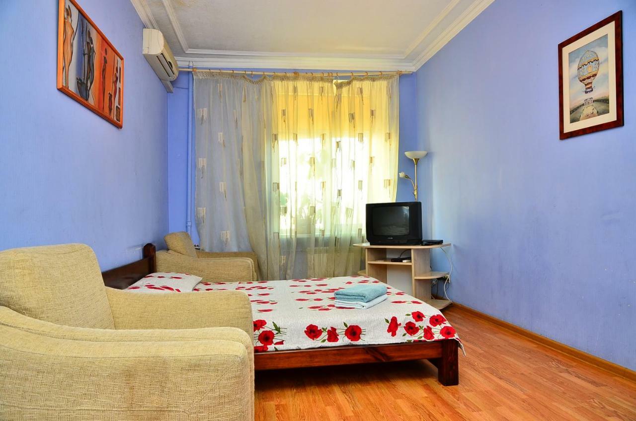 Bolshaya Vasilkovskaya 12 Apartamento Kiev Exterior foto